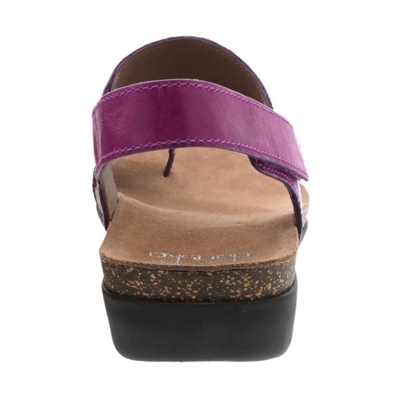 Dansko Reece Sandal Magenta EU size 39 US size 8.5 / 9 NIB - Picture 4 of 9